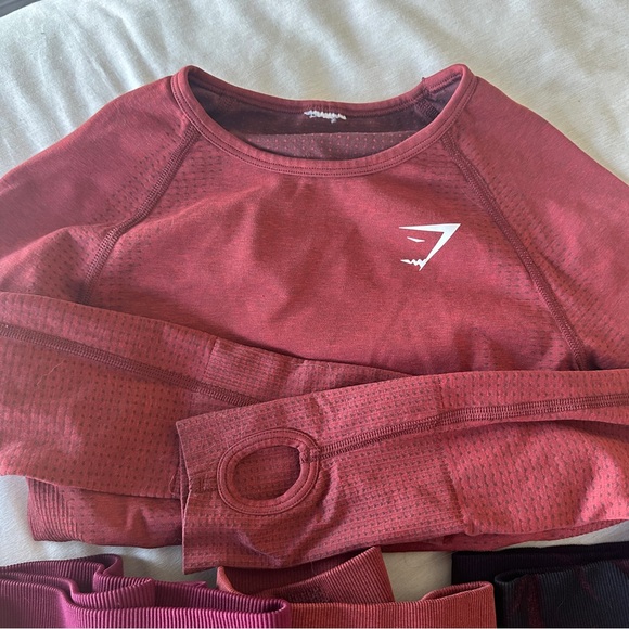 Gymshark Women’s Mix of Red & Burgundy Leggings and Tops - Picture 4 of 6